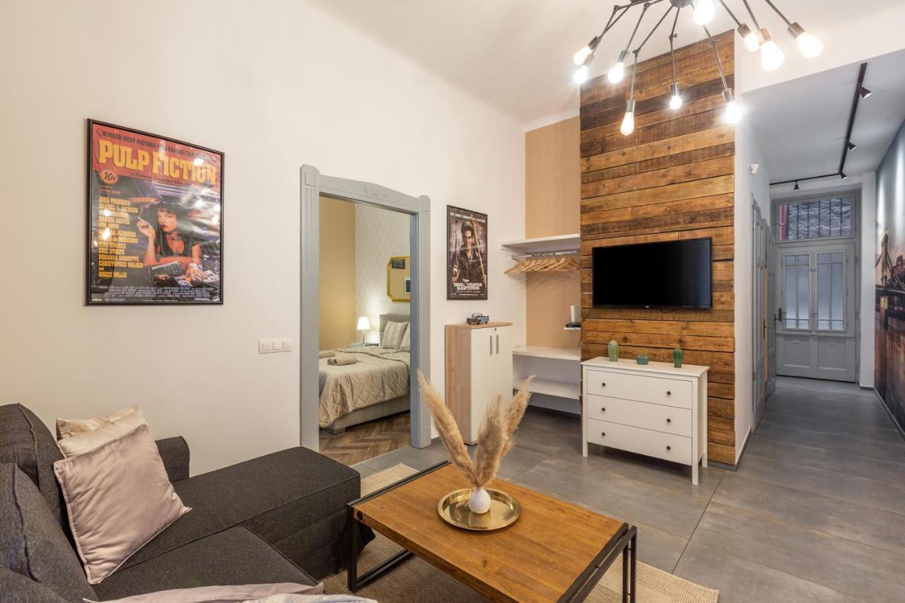 Central Quentin Home With Sauna Next To The New York Cafe บูดาเปสต์ ภายนอก รูปภาพ