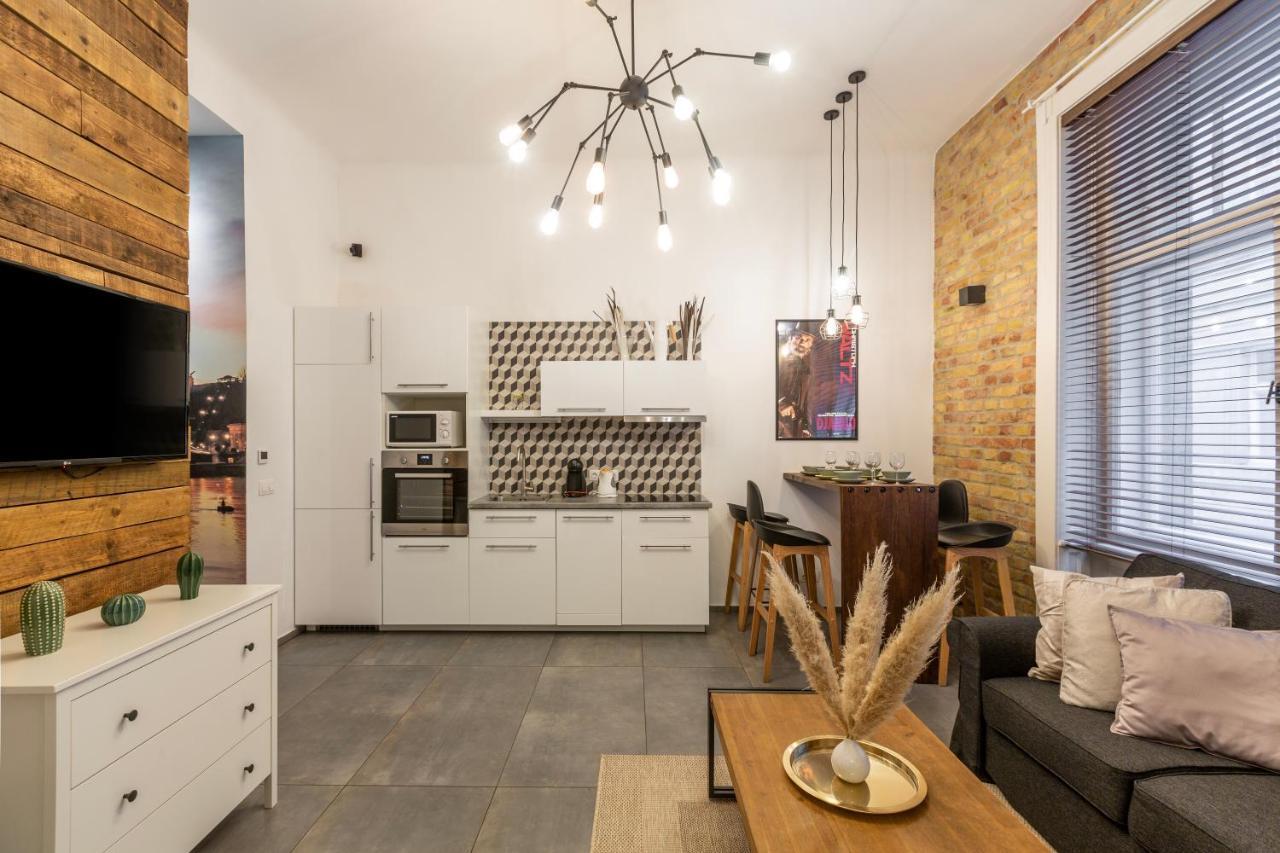 Central Quentin Home With Sauna Next To The New York Cafe บูดาเปสต์ ภายนอก รูปภาพ